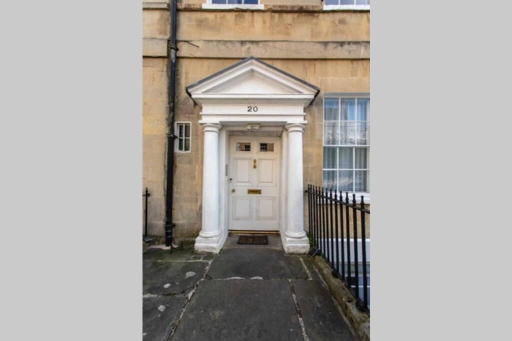 Ferienwohnung Stylish Georgian Retreat Bath Exterior foto